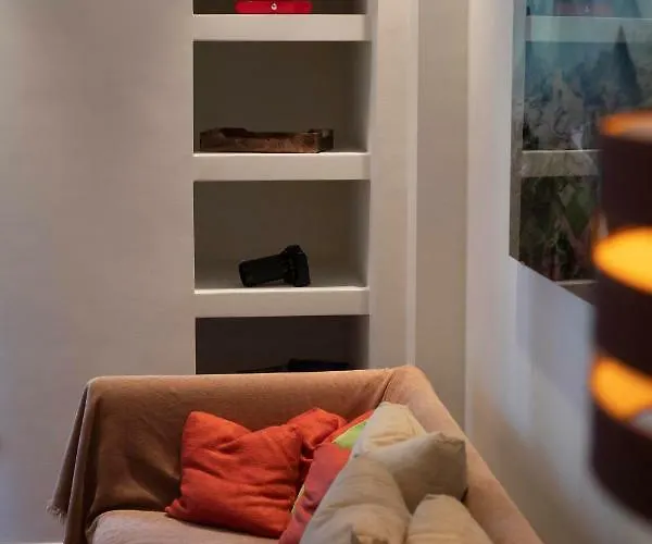 The Lux Gorgeous Apartment