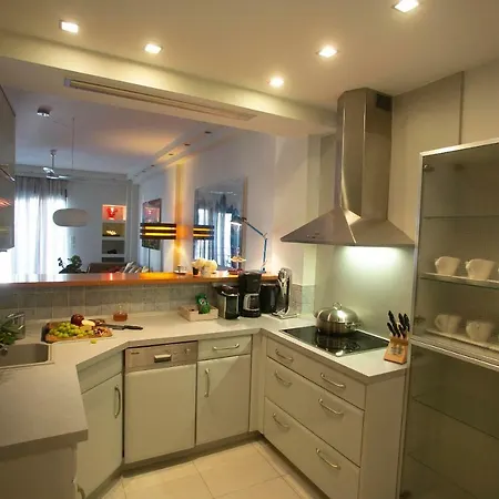 The Lux Gorgeous شقة