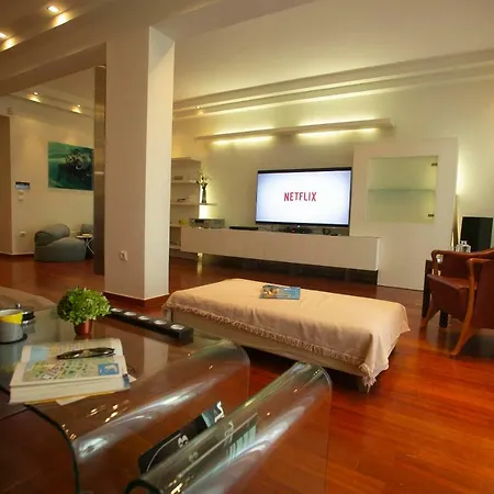 The Lux Gorgeous Apartment